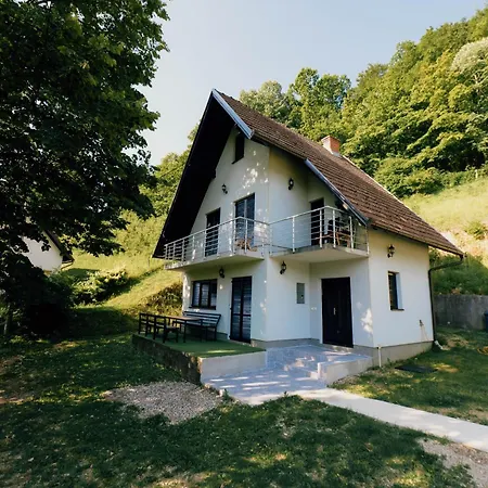 Mostanica, Kozarska Dubica בית נופש Gornjoselci