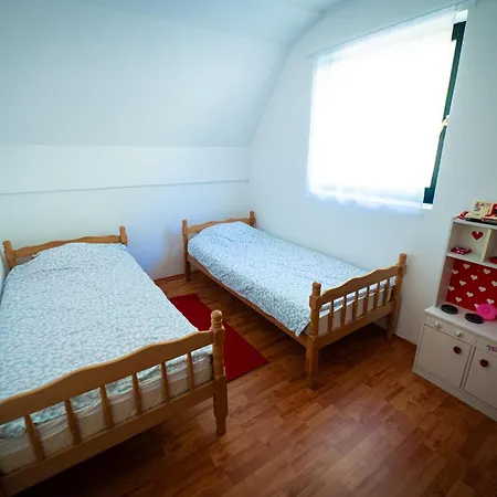 Mostanica, Kozarska Dubica * Gornjoselci